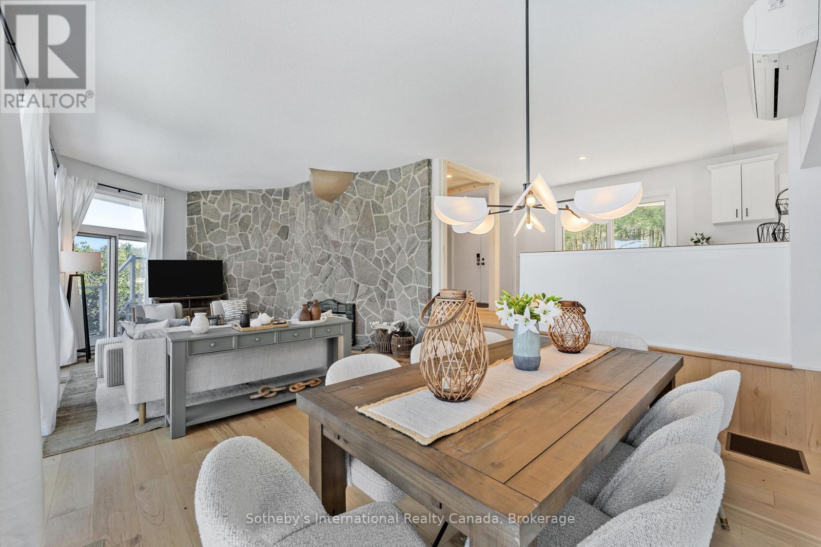 UNIT 1 - 1281 BRACKENRIG ROAD