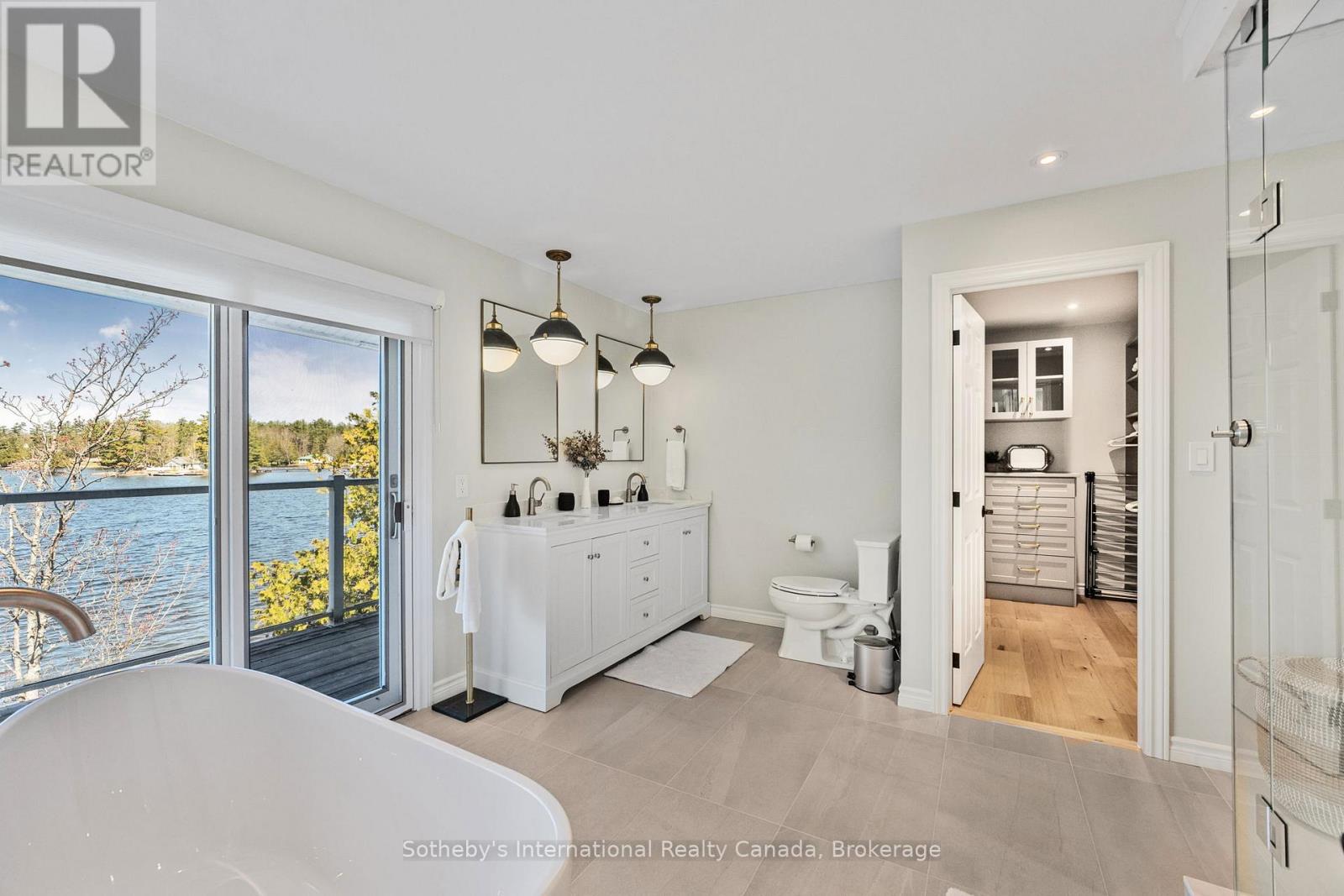 UNIT 1 - 1281 BRACKENRIG ROAD