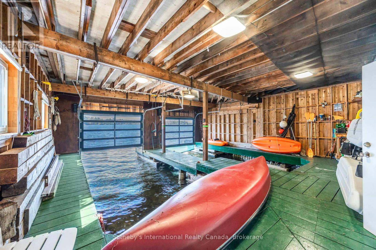 UNIT 1 - 1281 BRACKENRIG ROAD