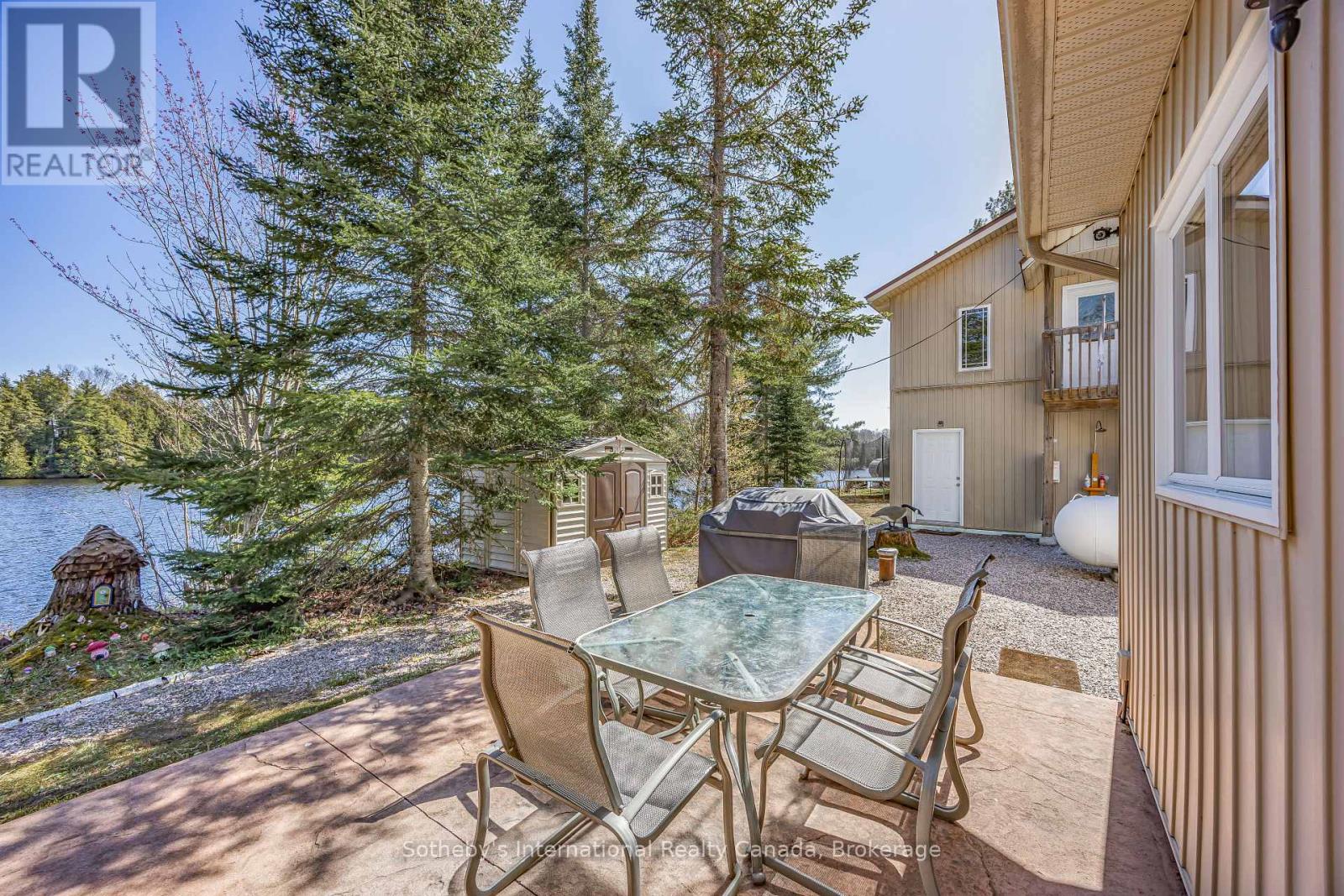 9 PAULS BAY ROAD