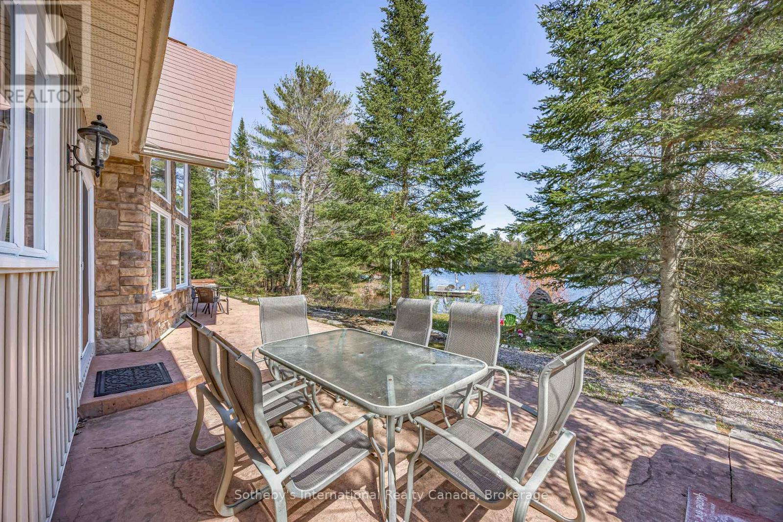 9 PAULS BAY ROAD