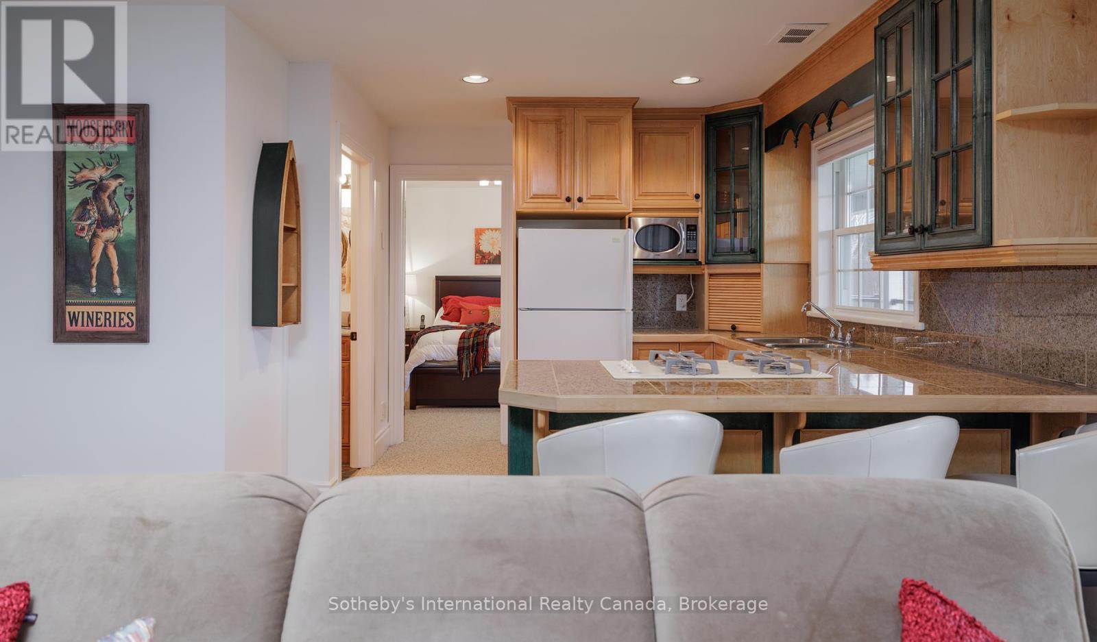 427 WEST BROWNS ROAD E