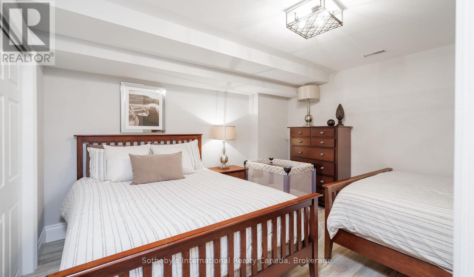 427 WEST BROWNS ROAD E