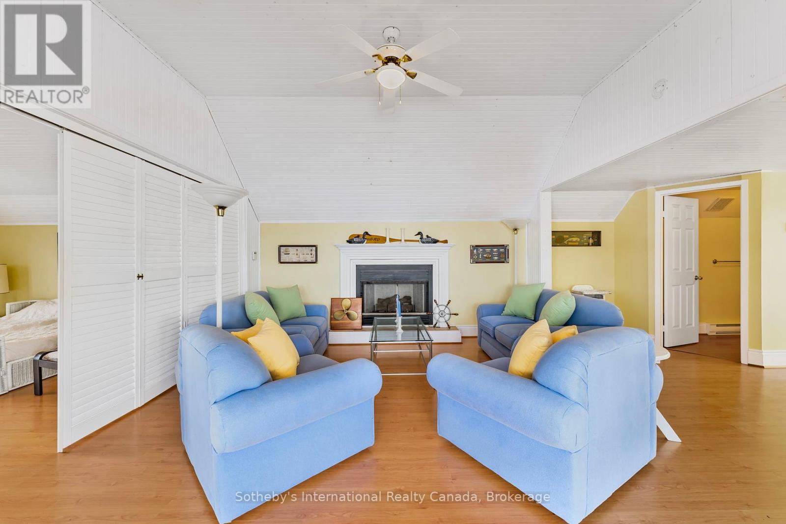 81A WIND ROSE LANE