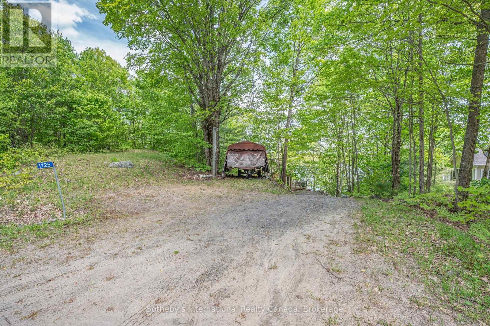 1125 KENDON ROAD