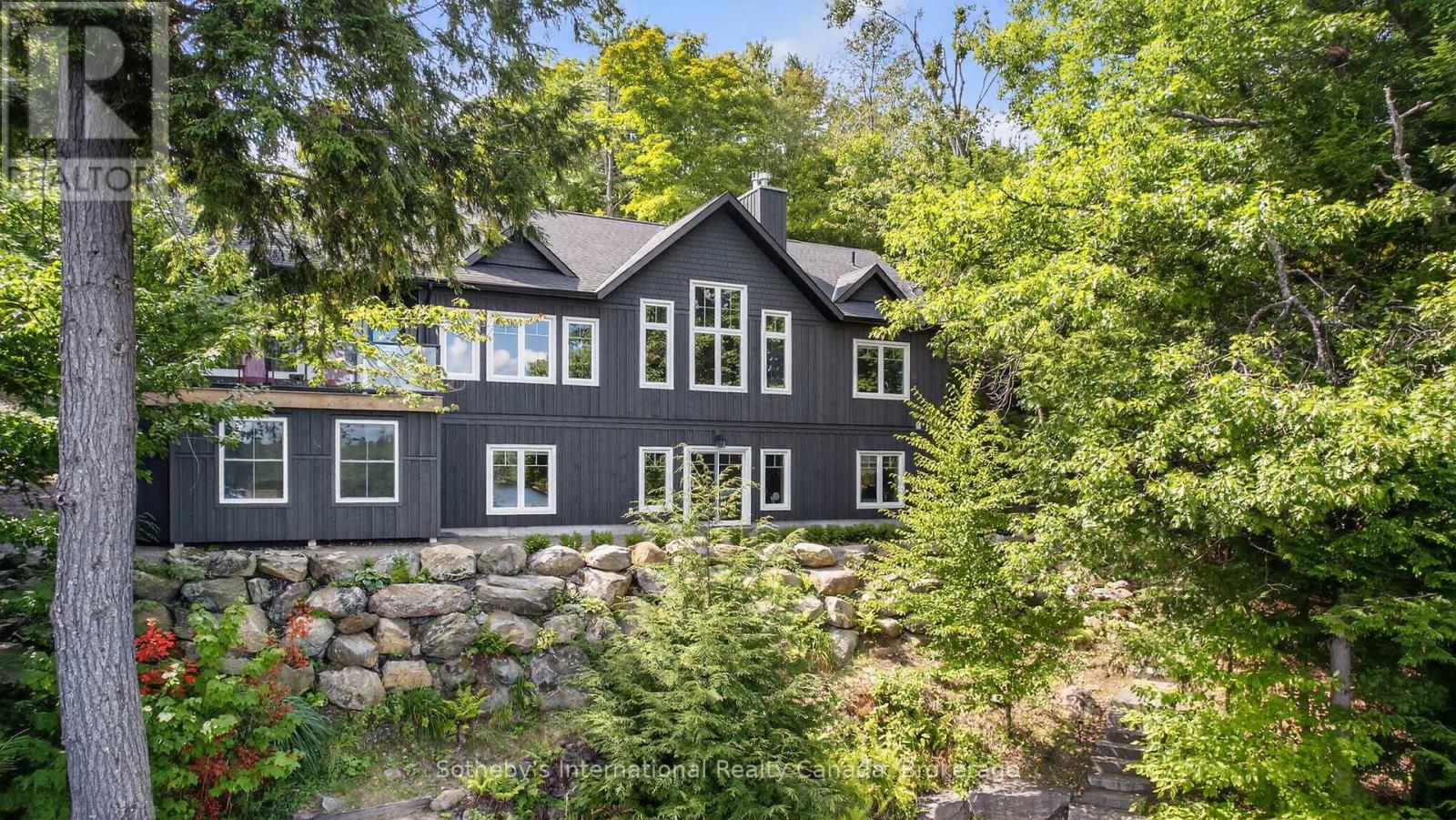 UNIT 52 - 1160 WHITESIDE ROAD