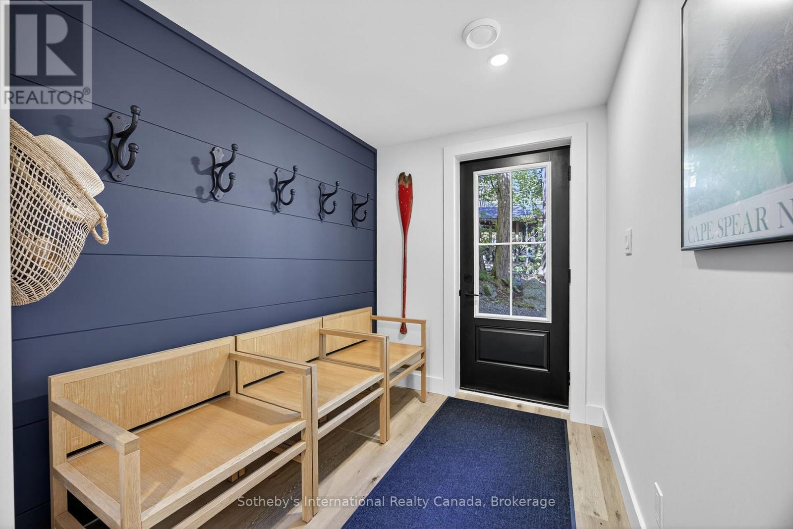 UNIT 52 - 1160 WHITESIDE ROAD