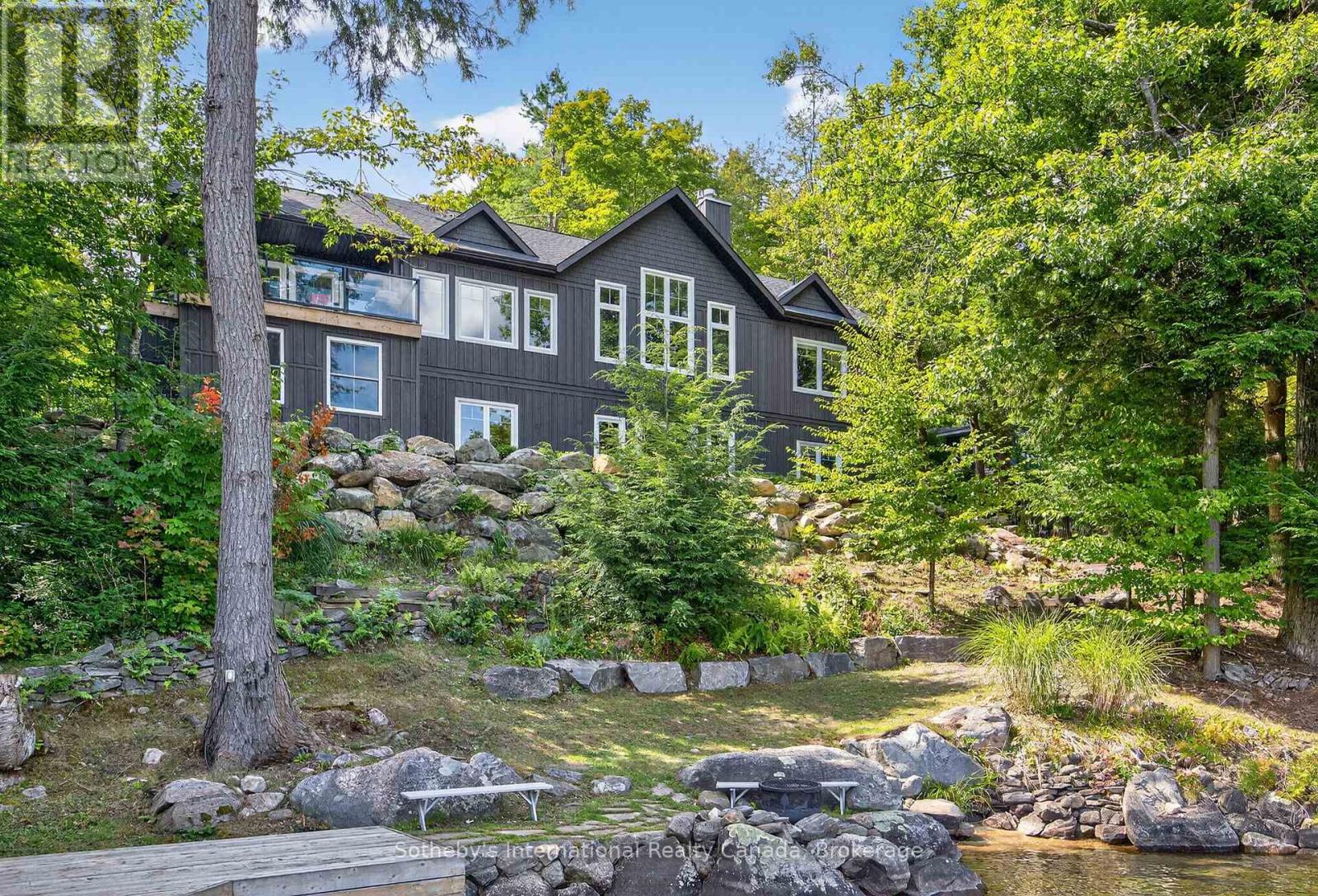 UNIT 52 - 1160 WHITESIDE ROAD