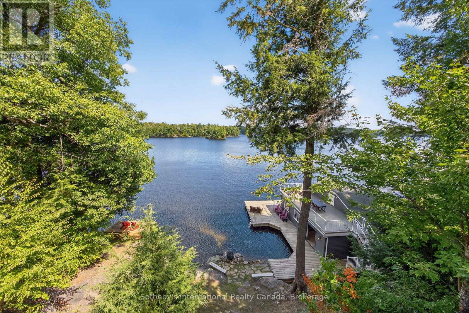 UNIT 52 - 1160 WHITESIDE ROAD