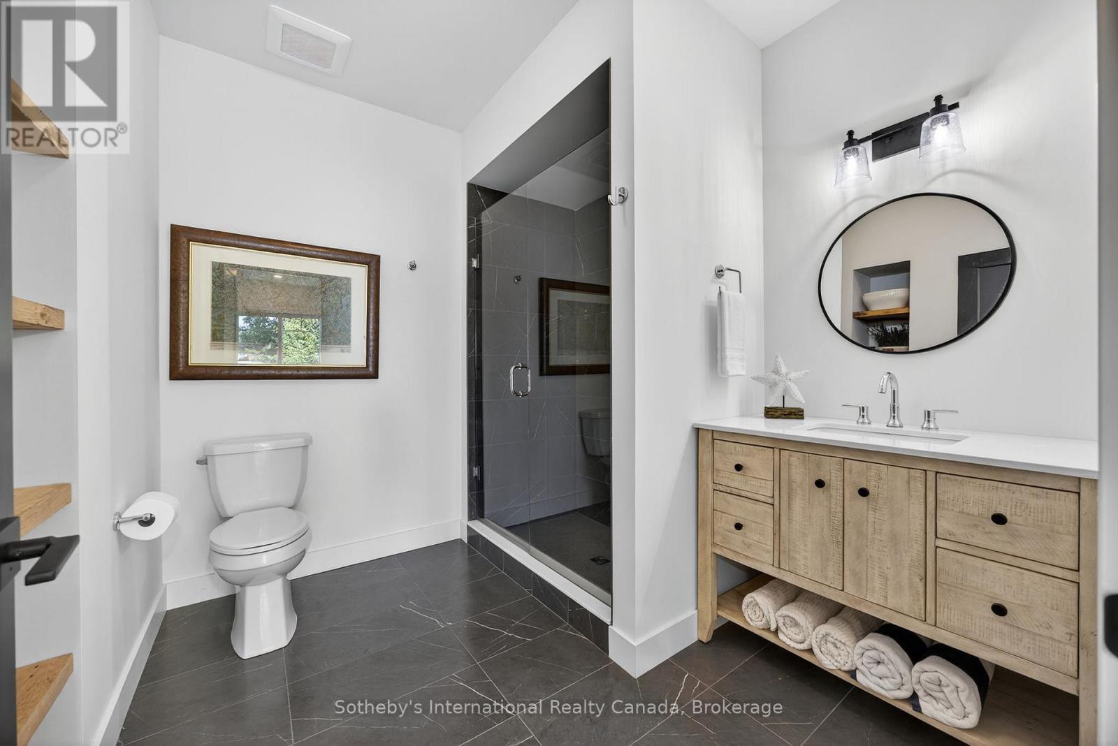 UNIT 52 - 1160 WHITESIDE ROAD