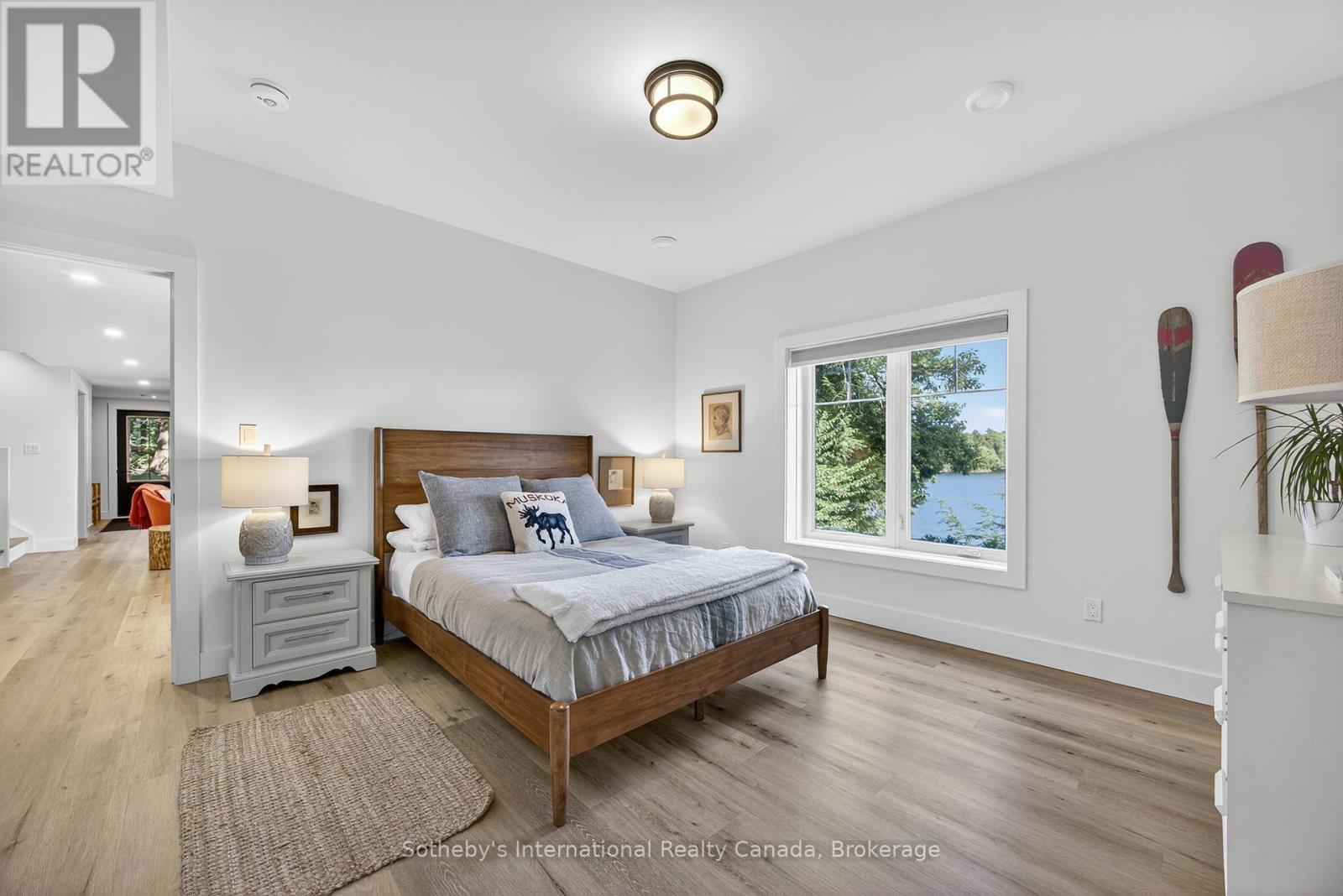 UNIT 52 - 1160 WHITESIDE ROAD