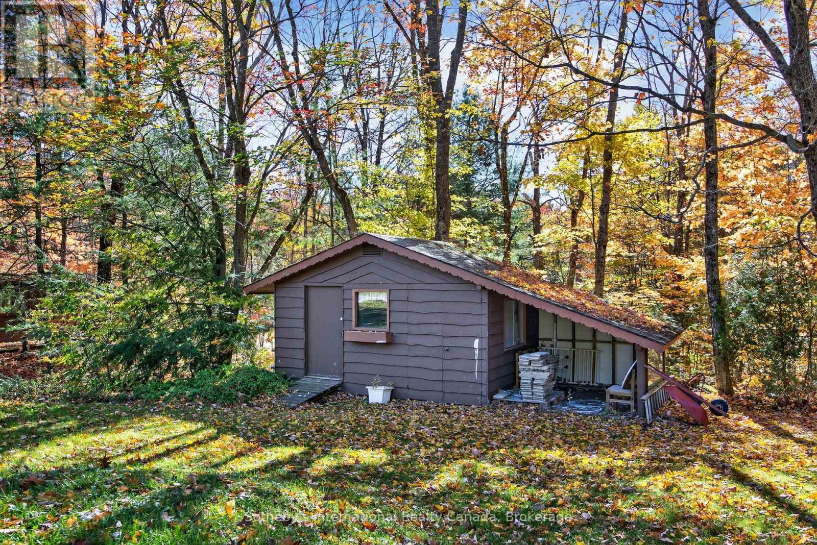37 BROWNS LAKE ROAD