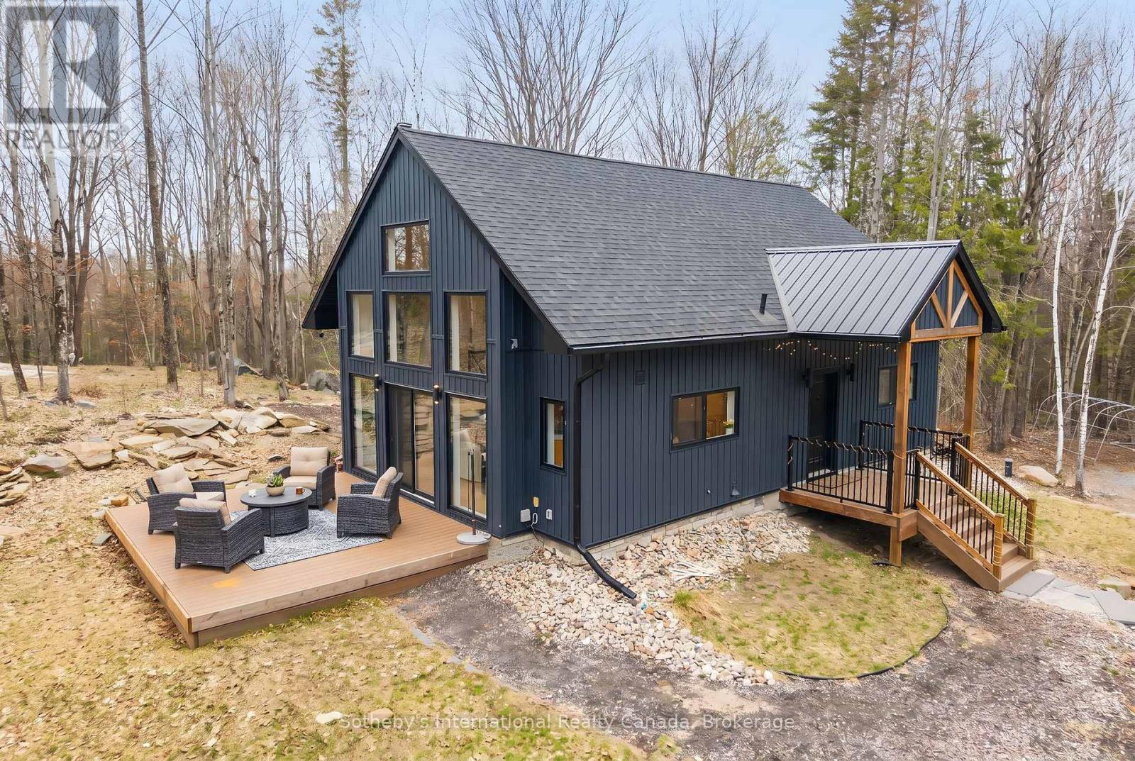 1315 NORTH DRIVE