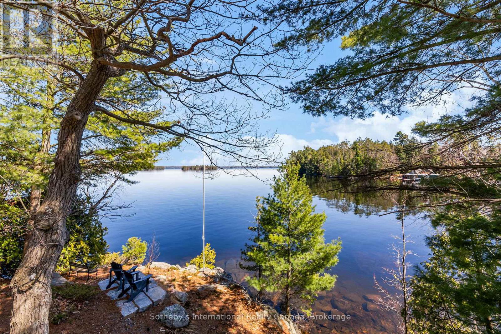 29 BEACHGROVE ISLAND 33LM