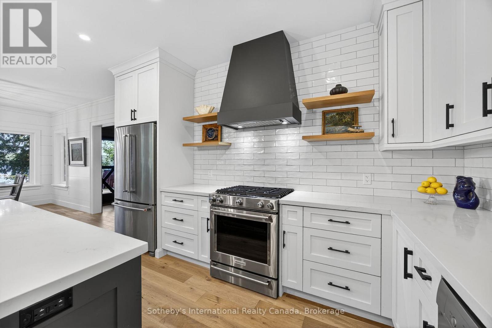 52 - 1160 WHITESIDE ROAD