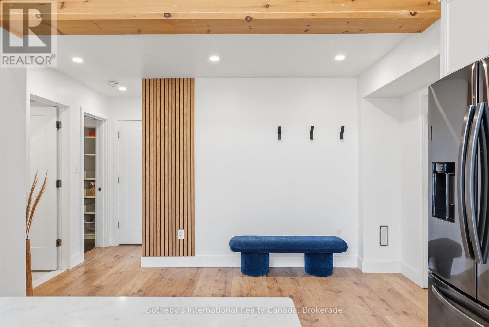 1315 NORTH DRIVE