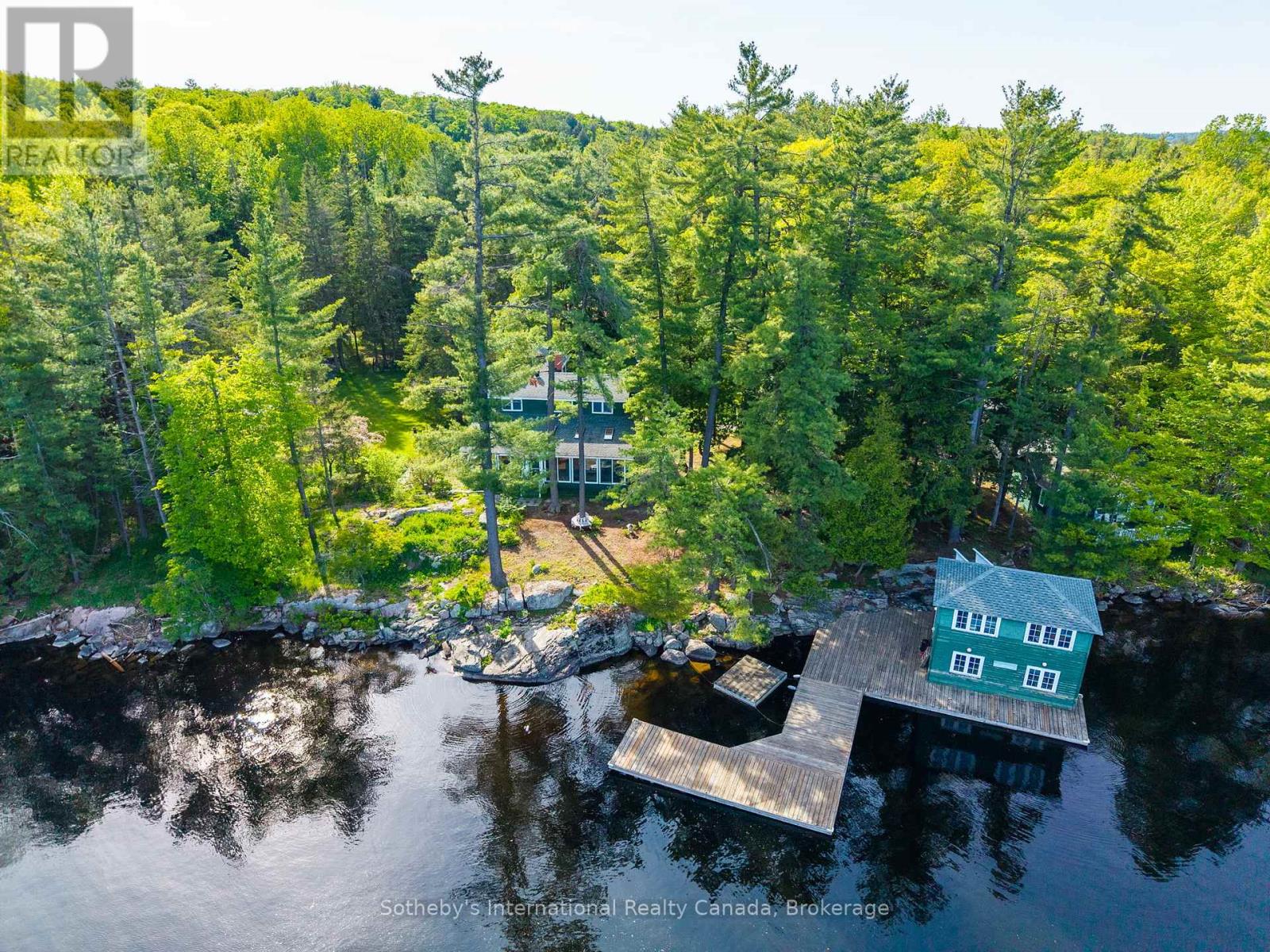 1 - 1132 GREENWOOD POINT DRIVE