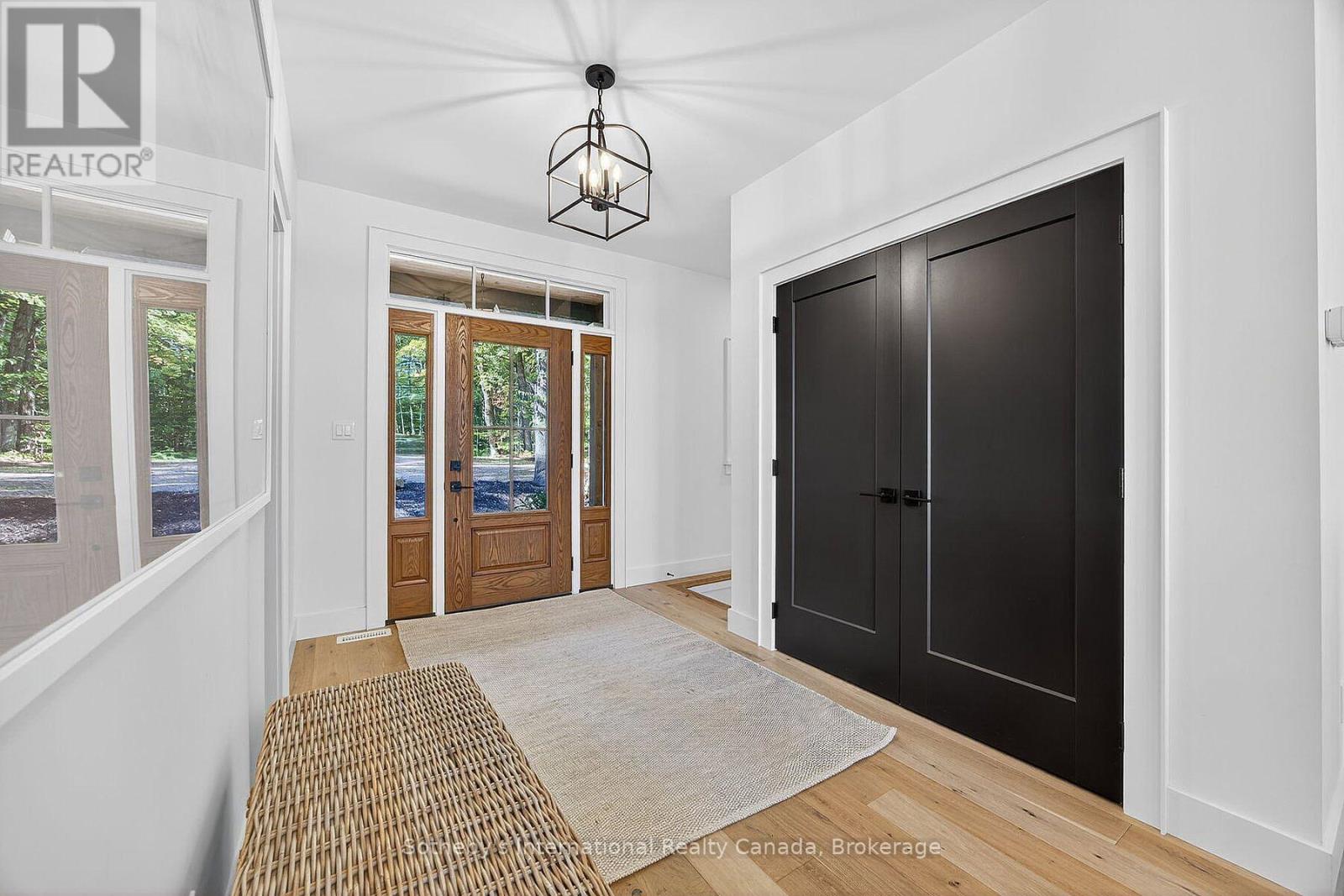 52 - 1160 WHITESIDE ROAD