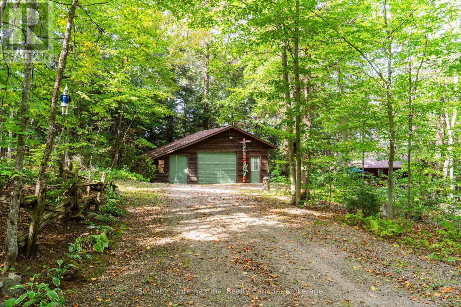 1058 TIMBER TRAIL