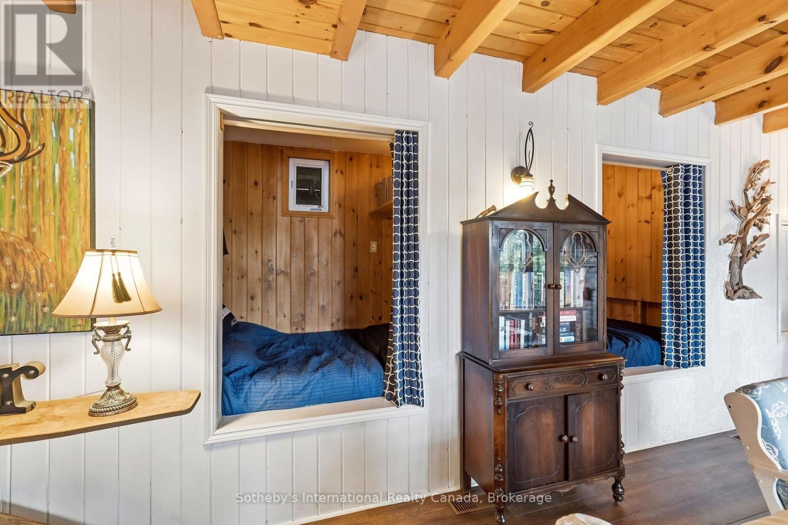 1058 TIMBER TRAIL
