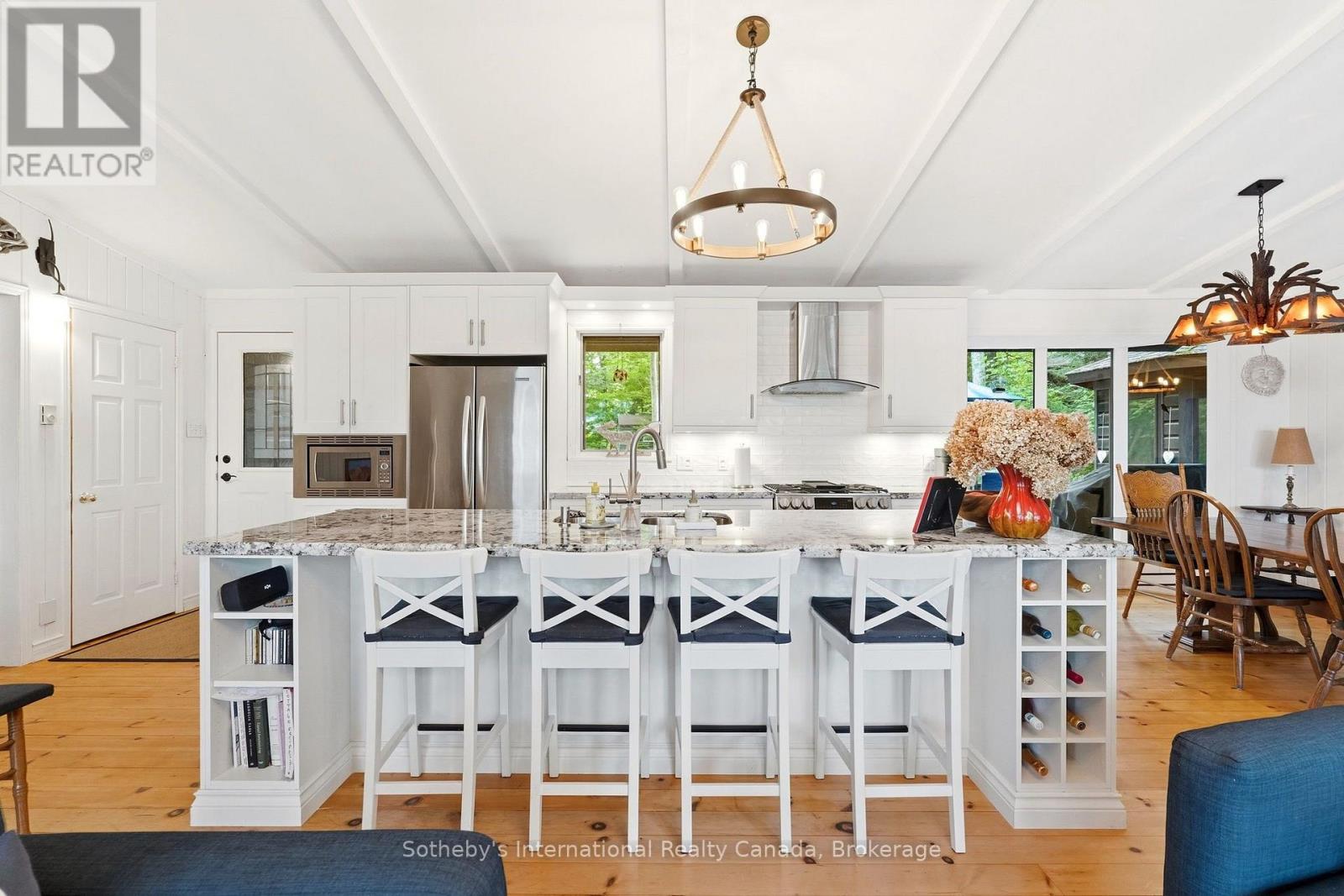 1058 TIMBER TRAIL
