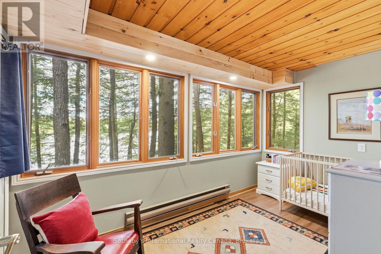 1058 TIMBER TRAIL