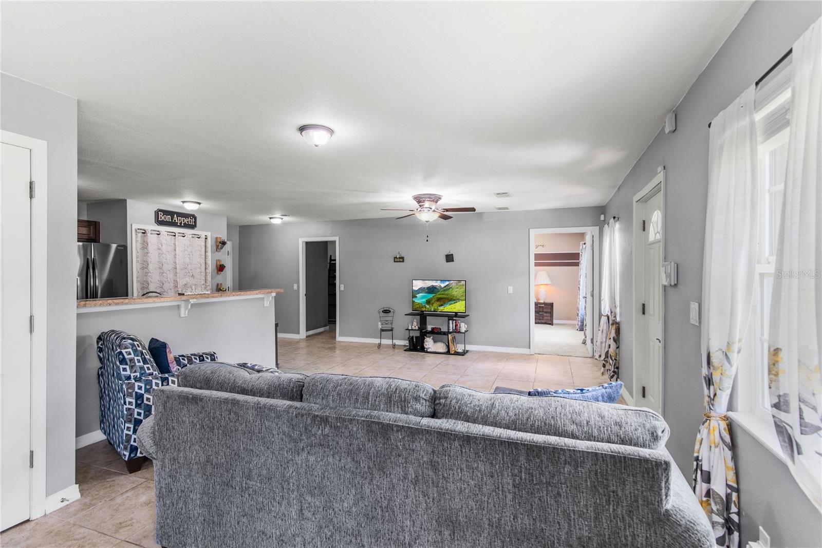 745 TEMPLE AVE