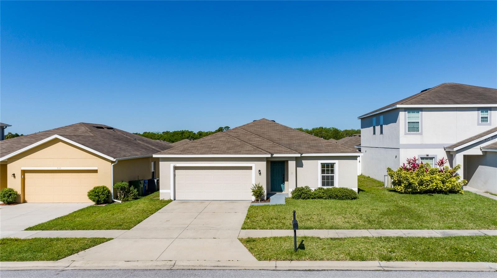 543 LUCERNE BLVD