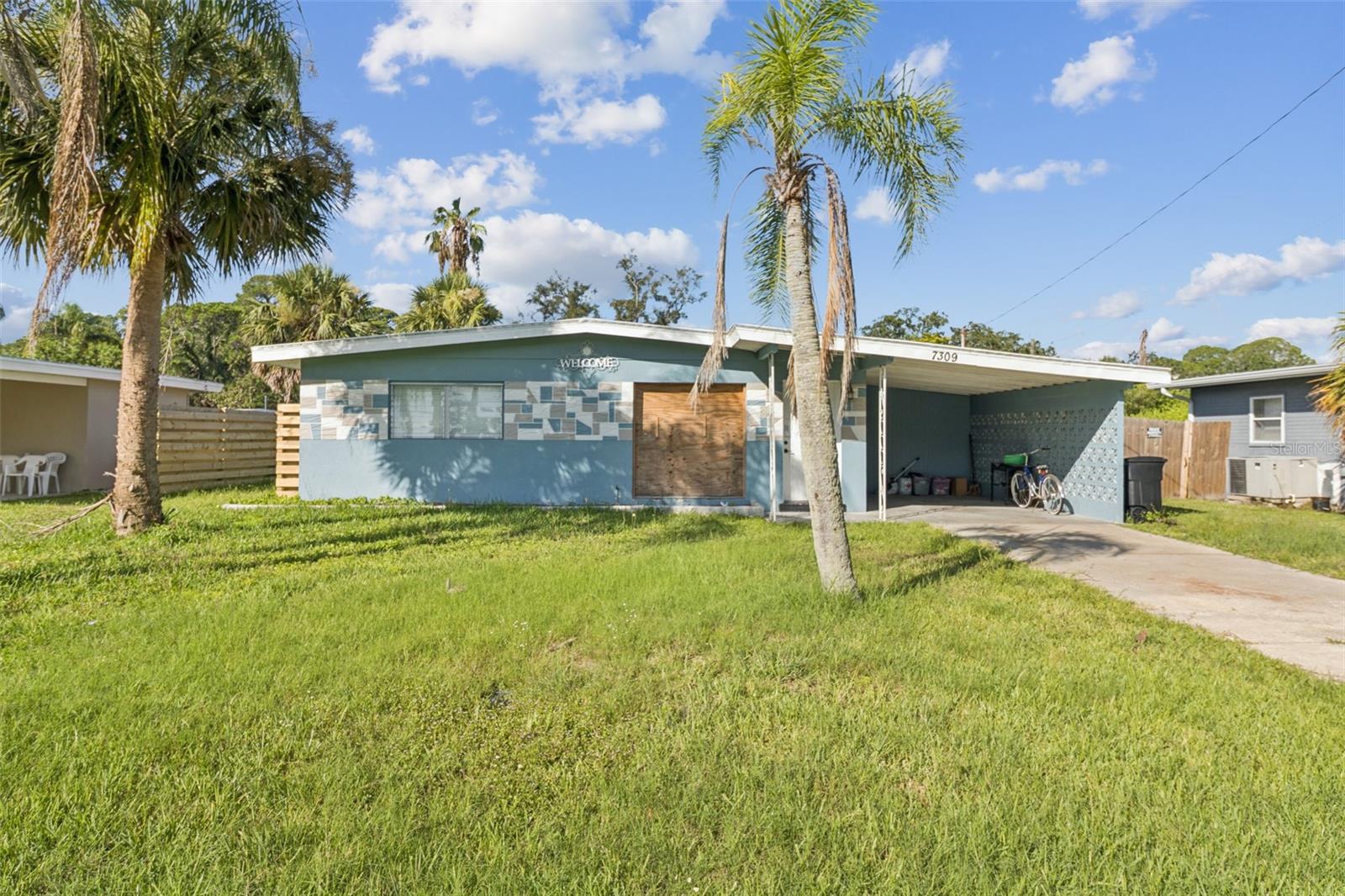 7309 ROYAL PALM DR