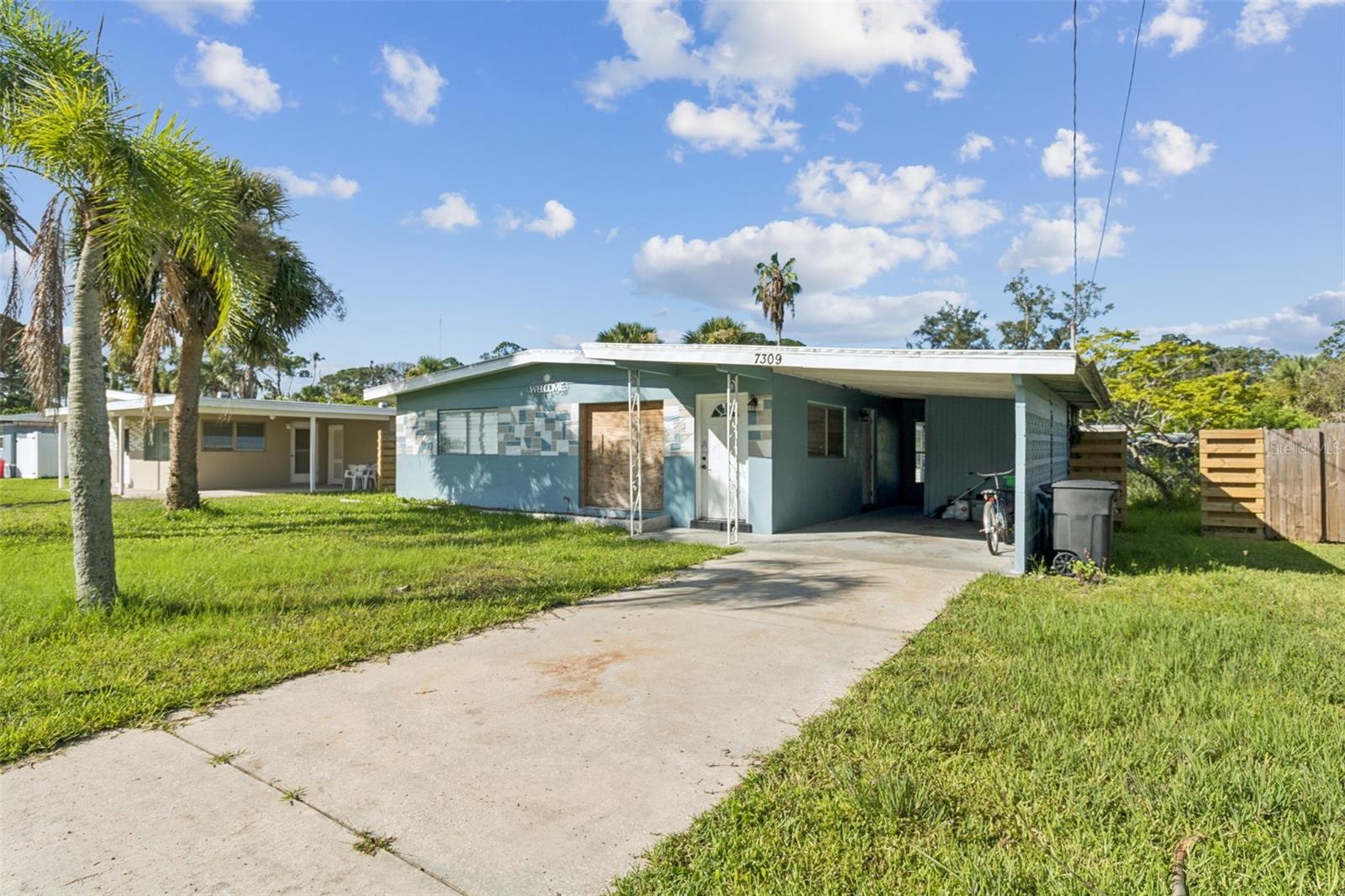 7309 ROYAL PALM DR