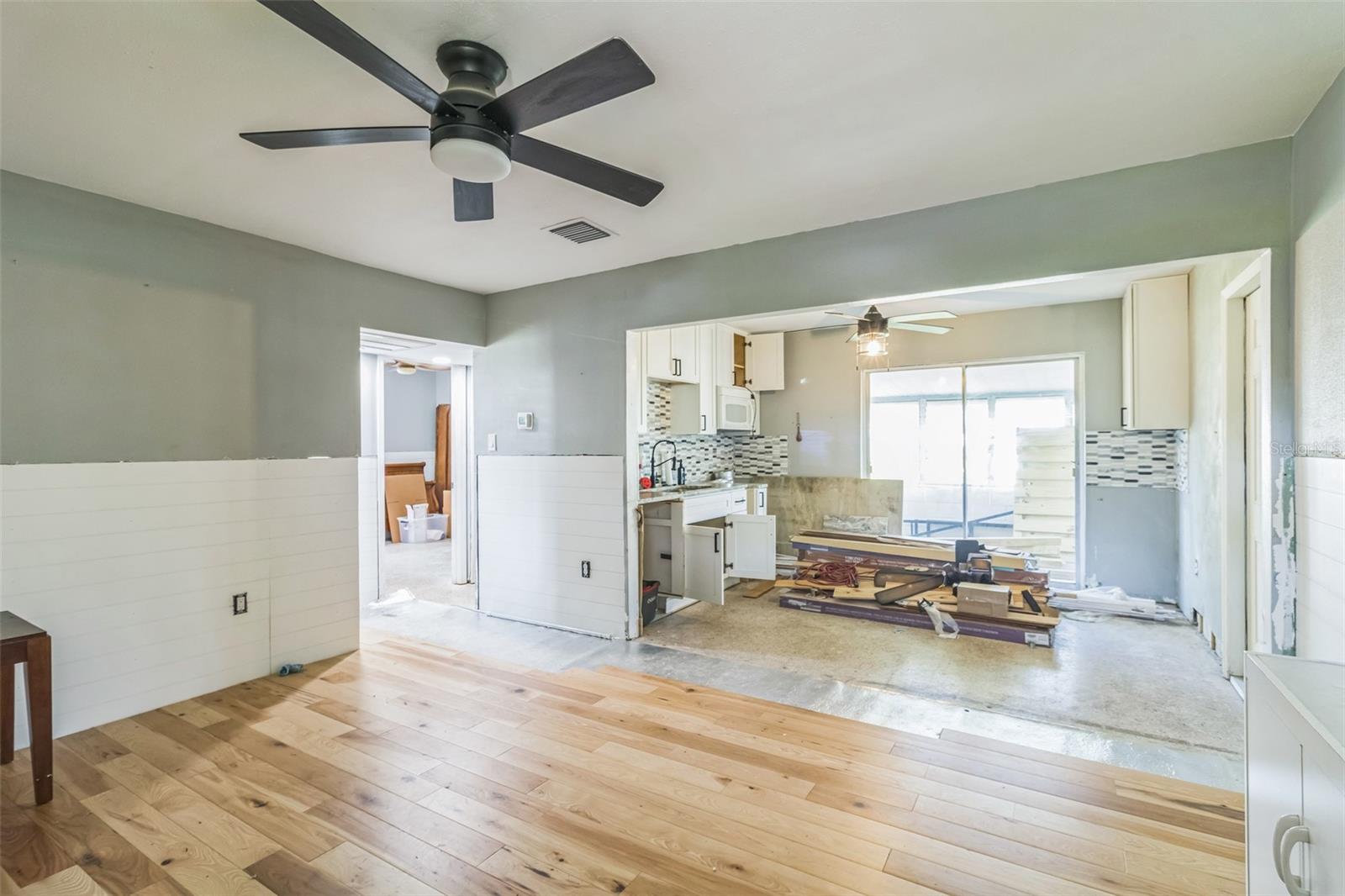 7309 ROYAL PALM DR