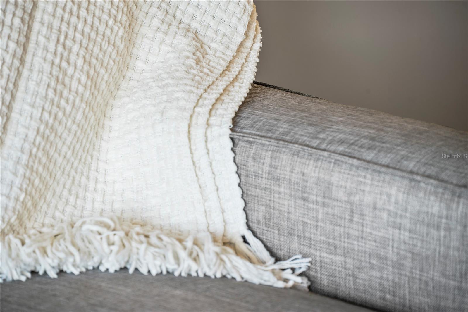 1054 LOTUS COVE CT #623