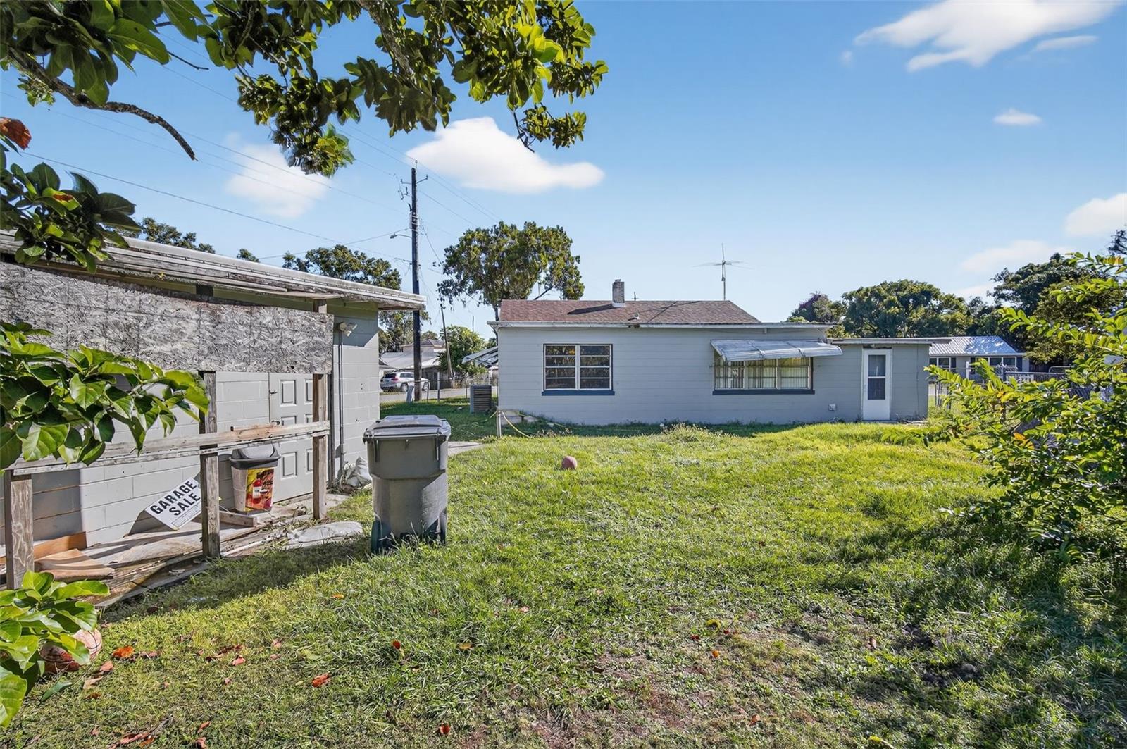 102 ORANGE AVE