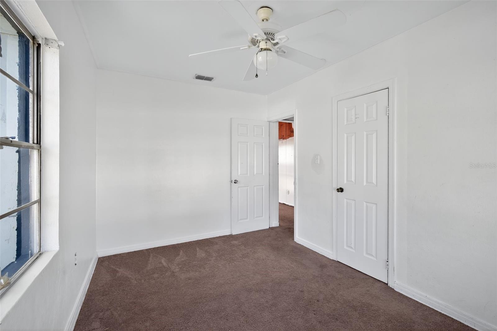 102 ORANGE AVE