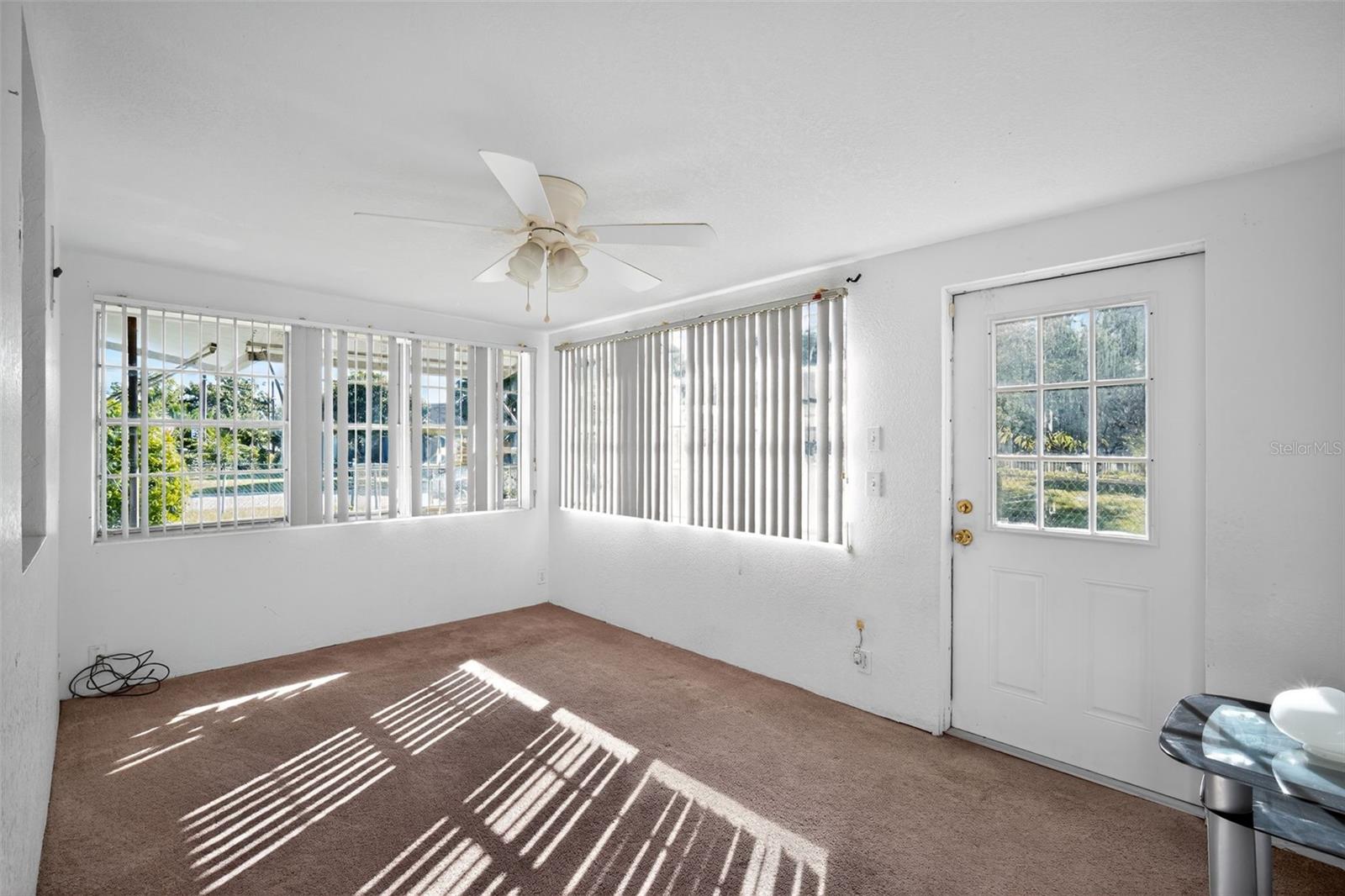 102 ORANGE AVE