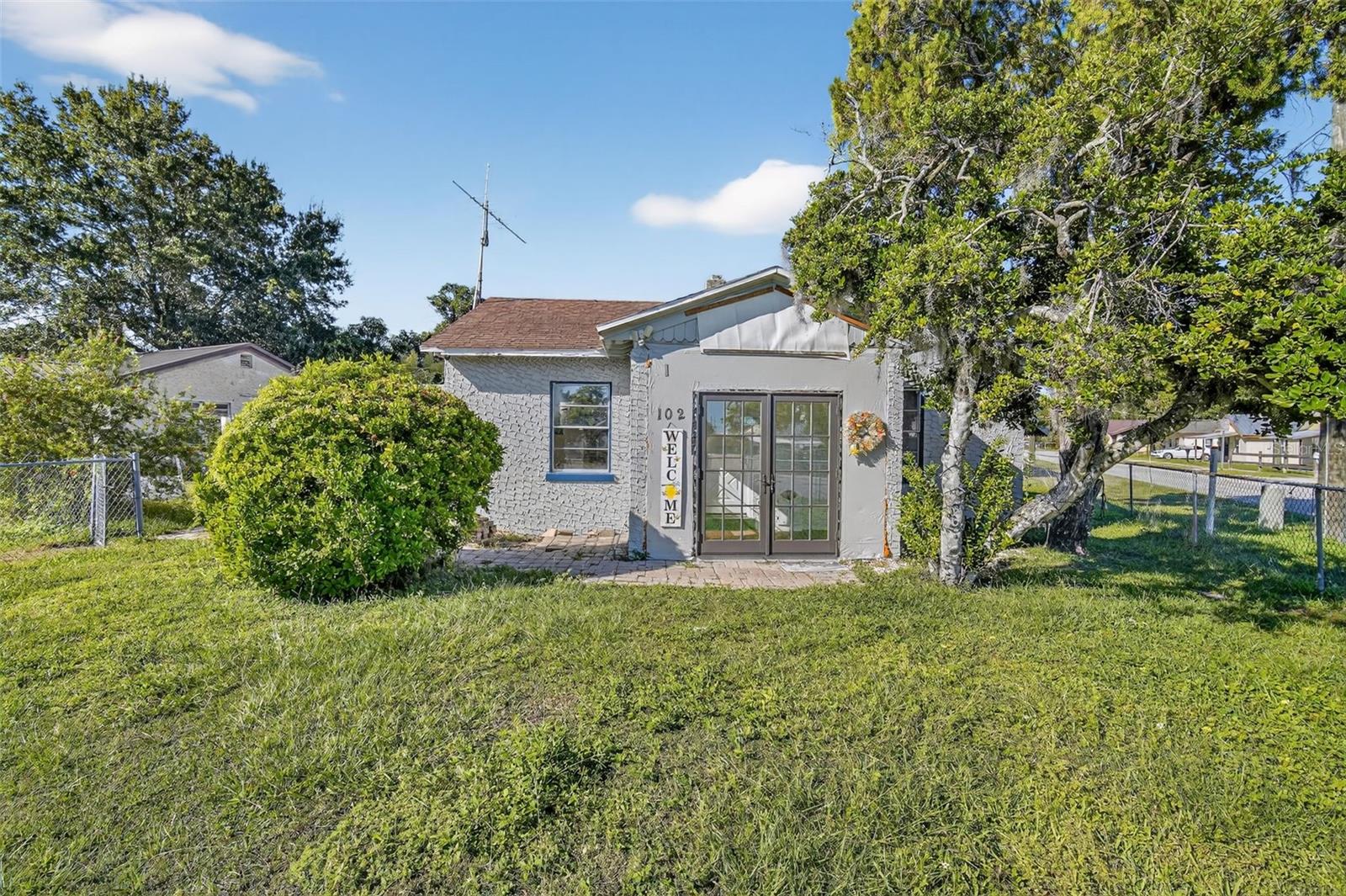 102 ORANGE AVE