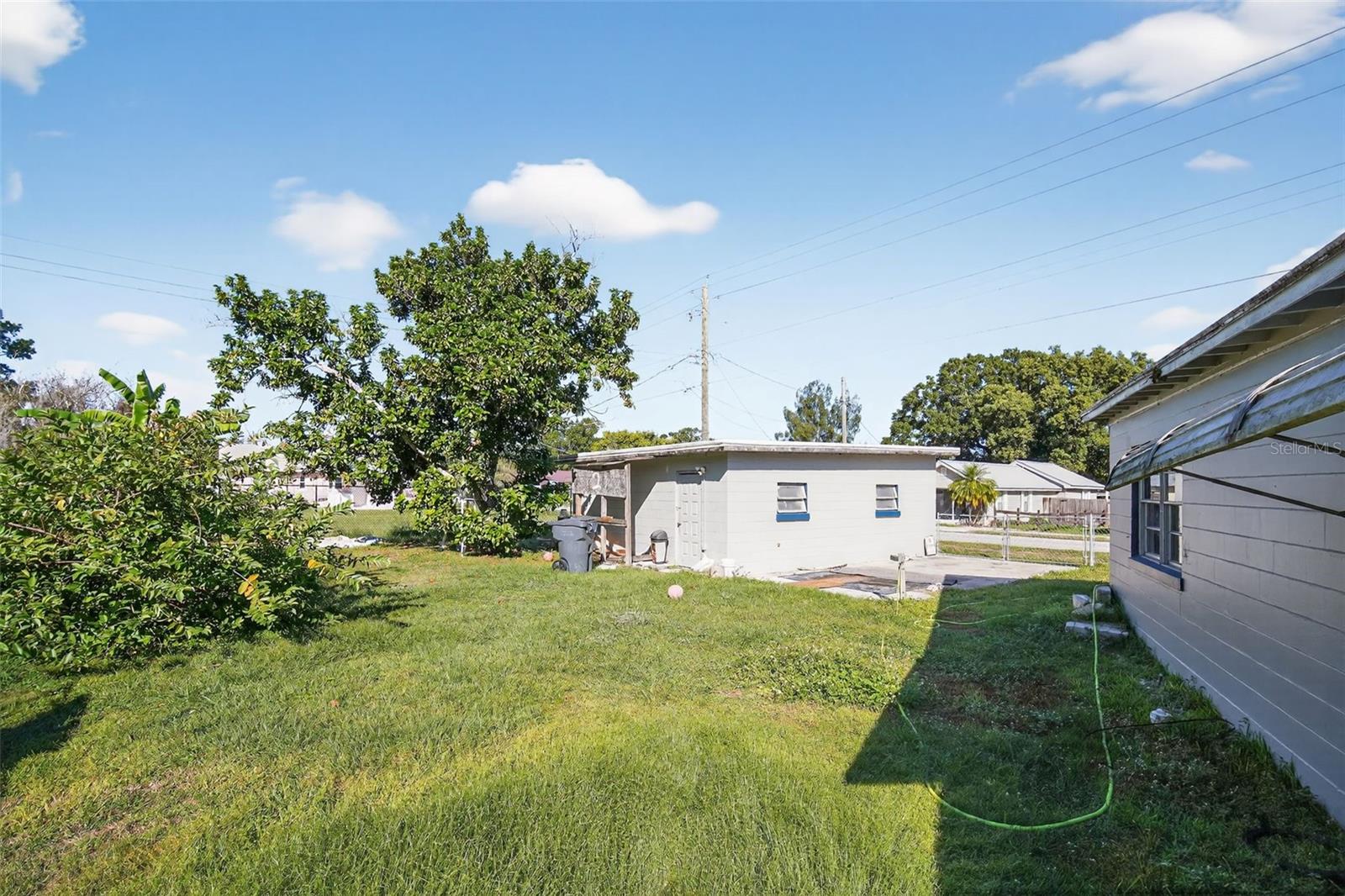 102 ORANGE AVE