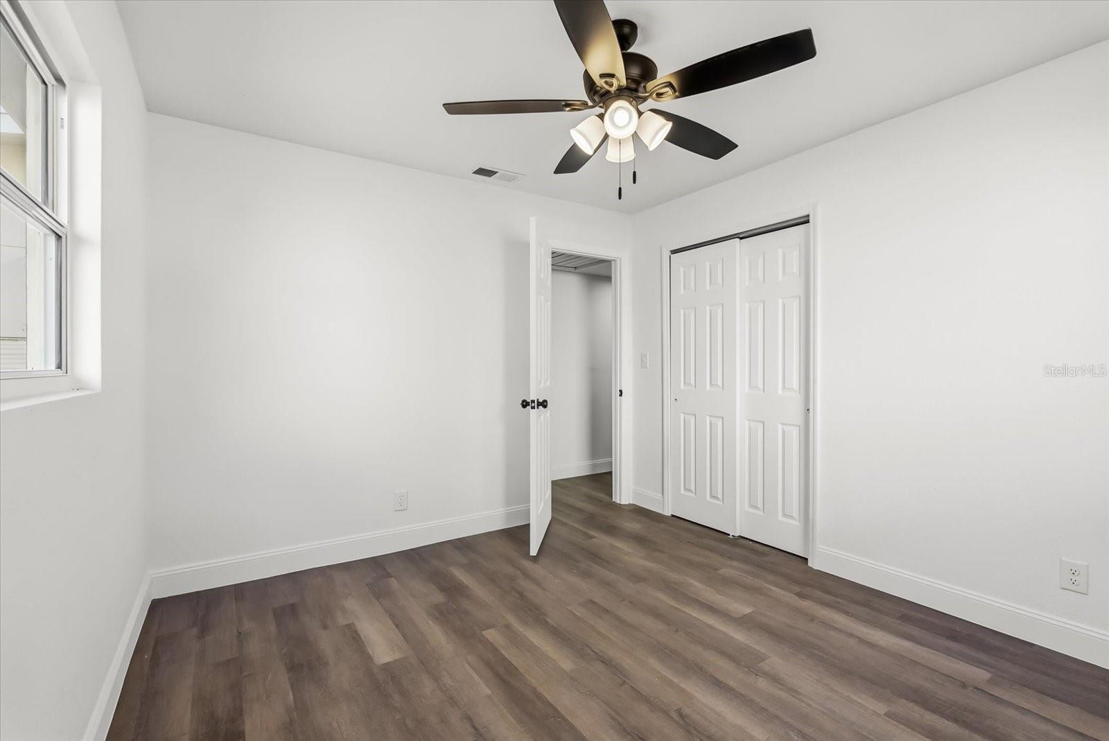 10395 SAN MARTIN BLVD NE