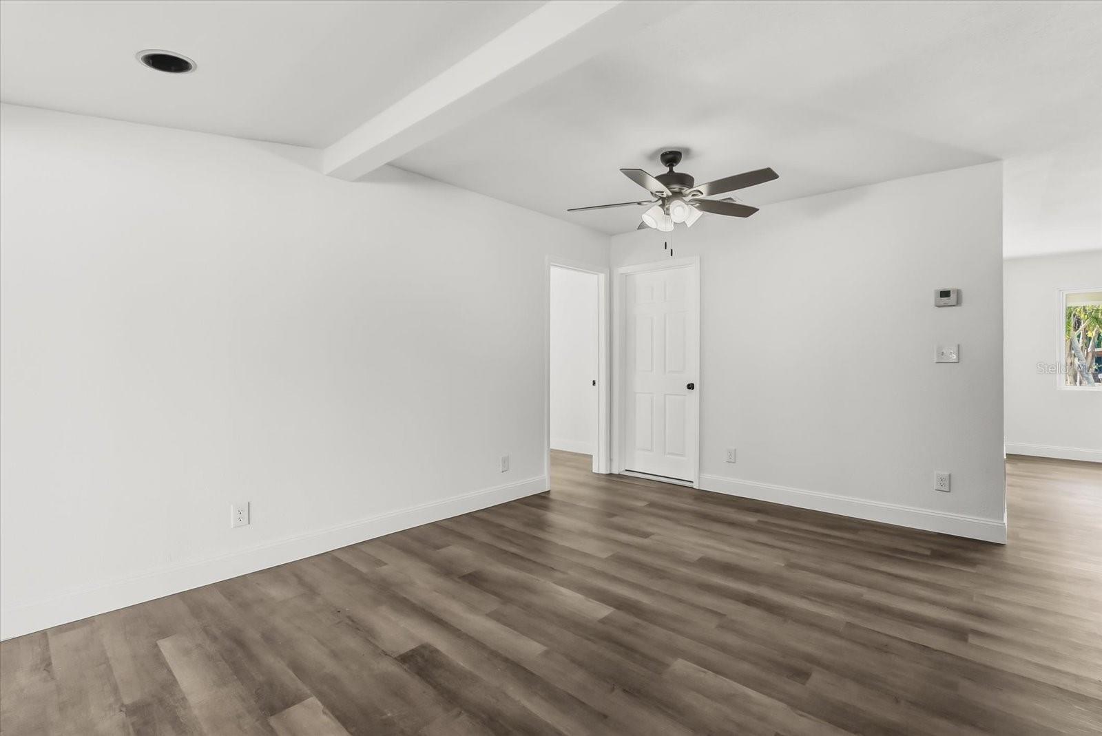 10395 SAN MARTIN BLVD NE