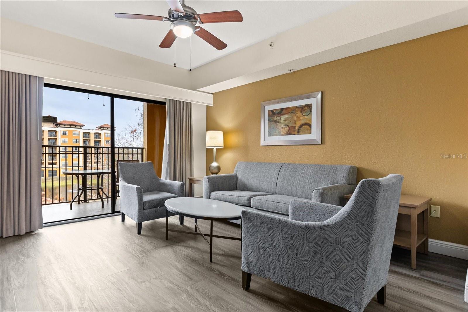 12539 FLORIDAYS RESORT DR #404D