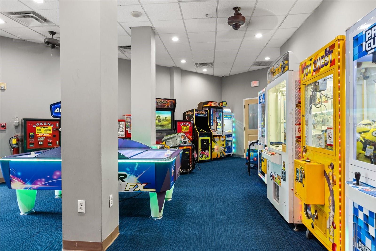 12539 FLORIDAYS RESORT DR #404D