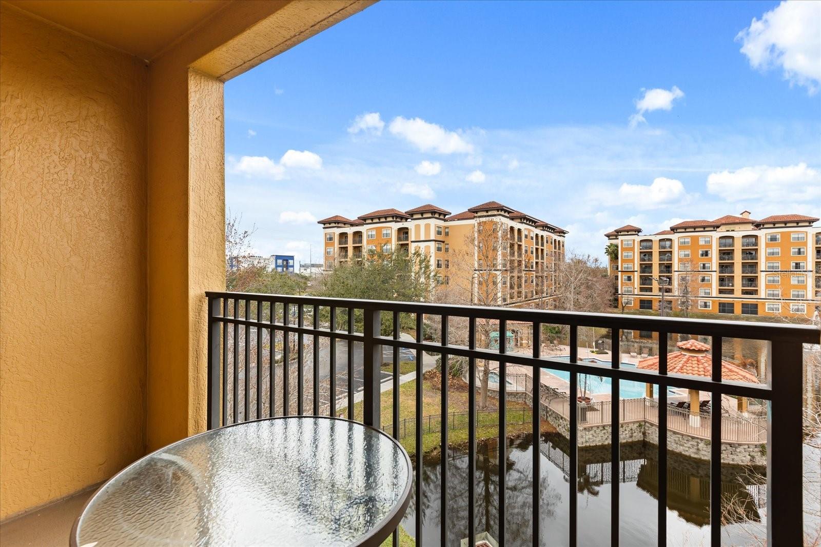 12539 FLORIDAYS RESORT DR #404D