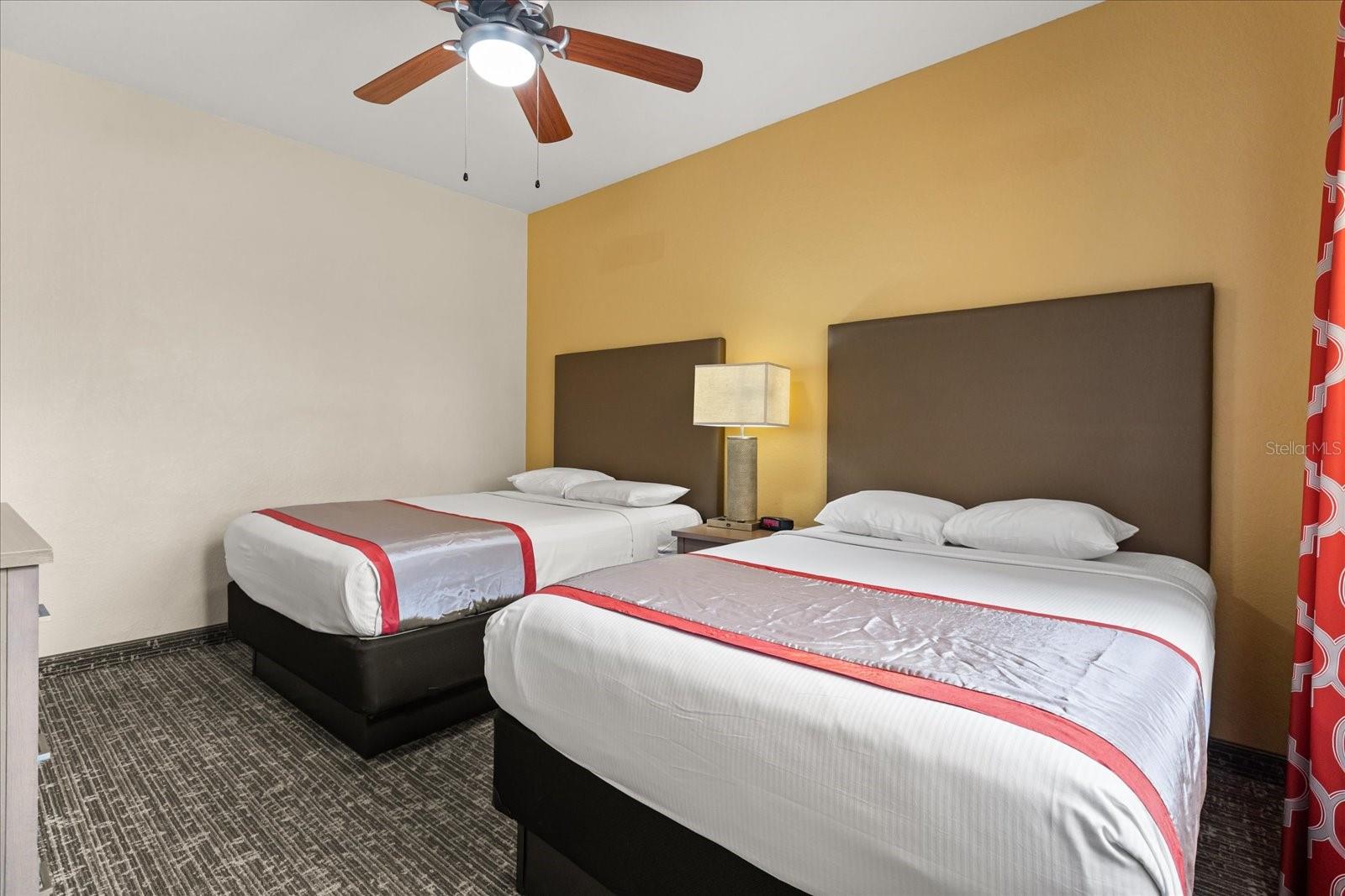 12539 FLORIDAYS RESORT DR #404D