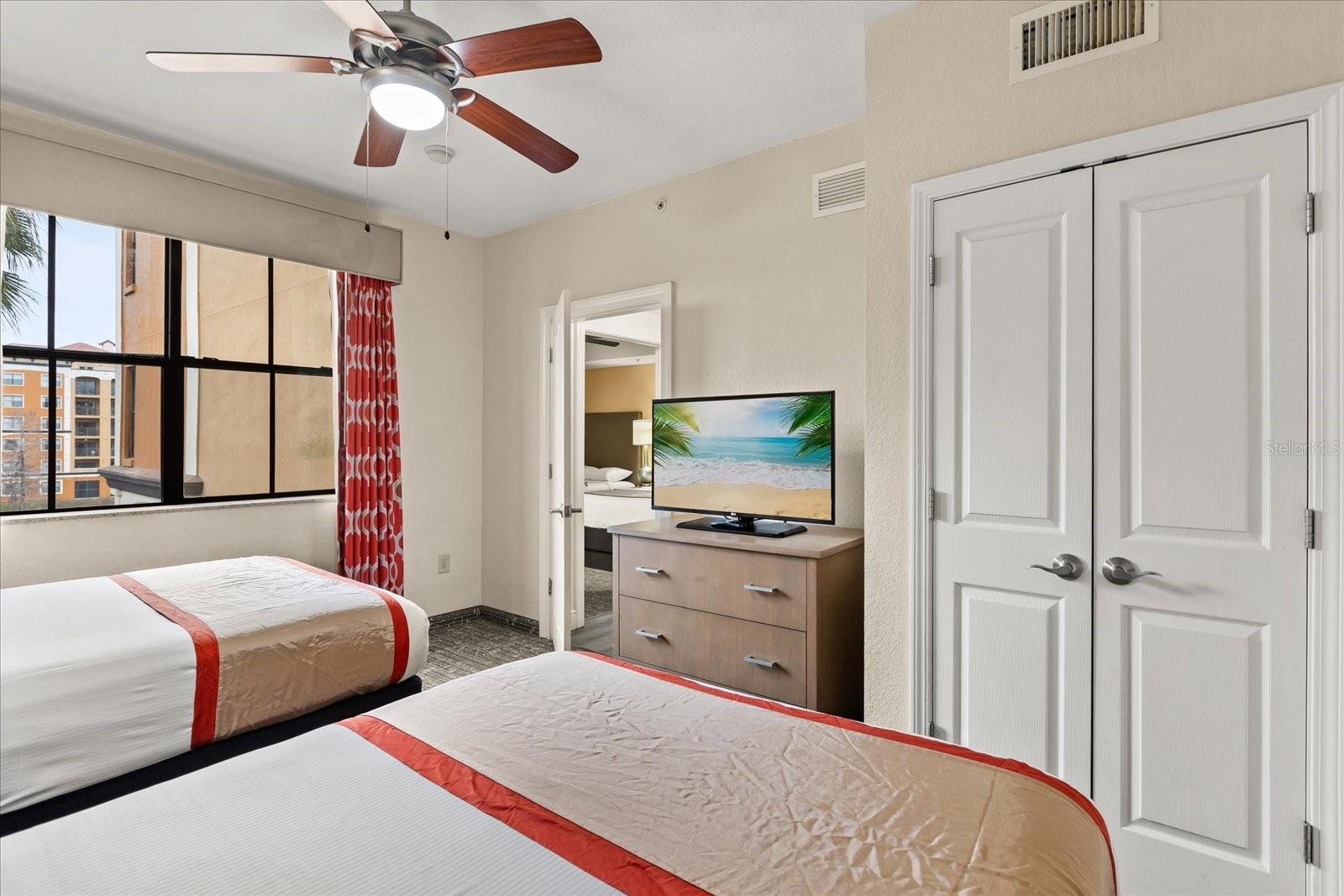 12539 FLORIDAYS RESORT DR #404D