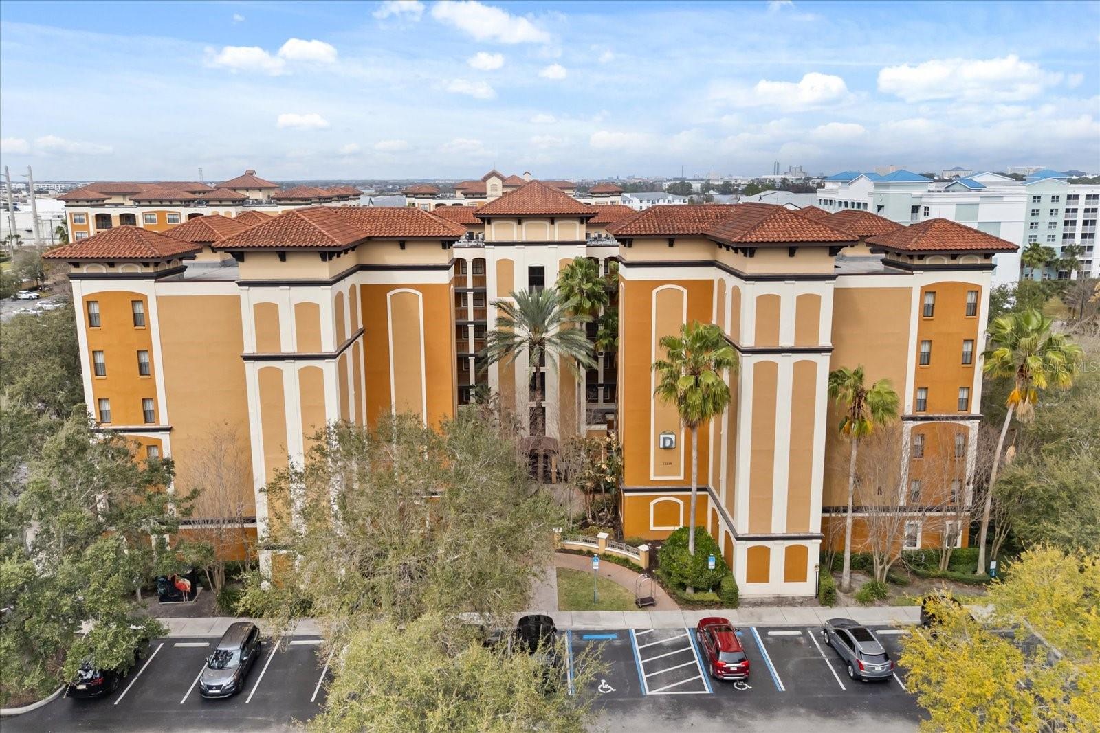 12539 FLORIDAYS RESORT DR #404D