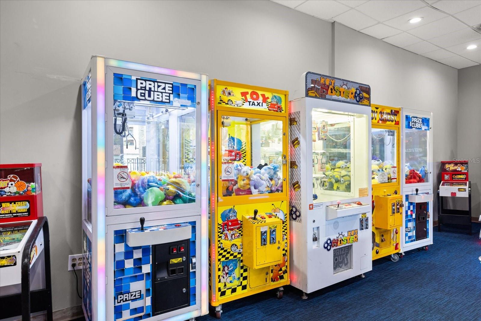 12539 FLORIDAYS RESORT DR #404D