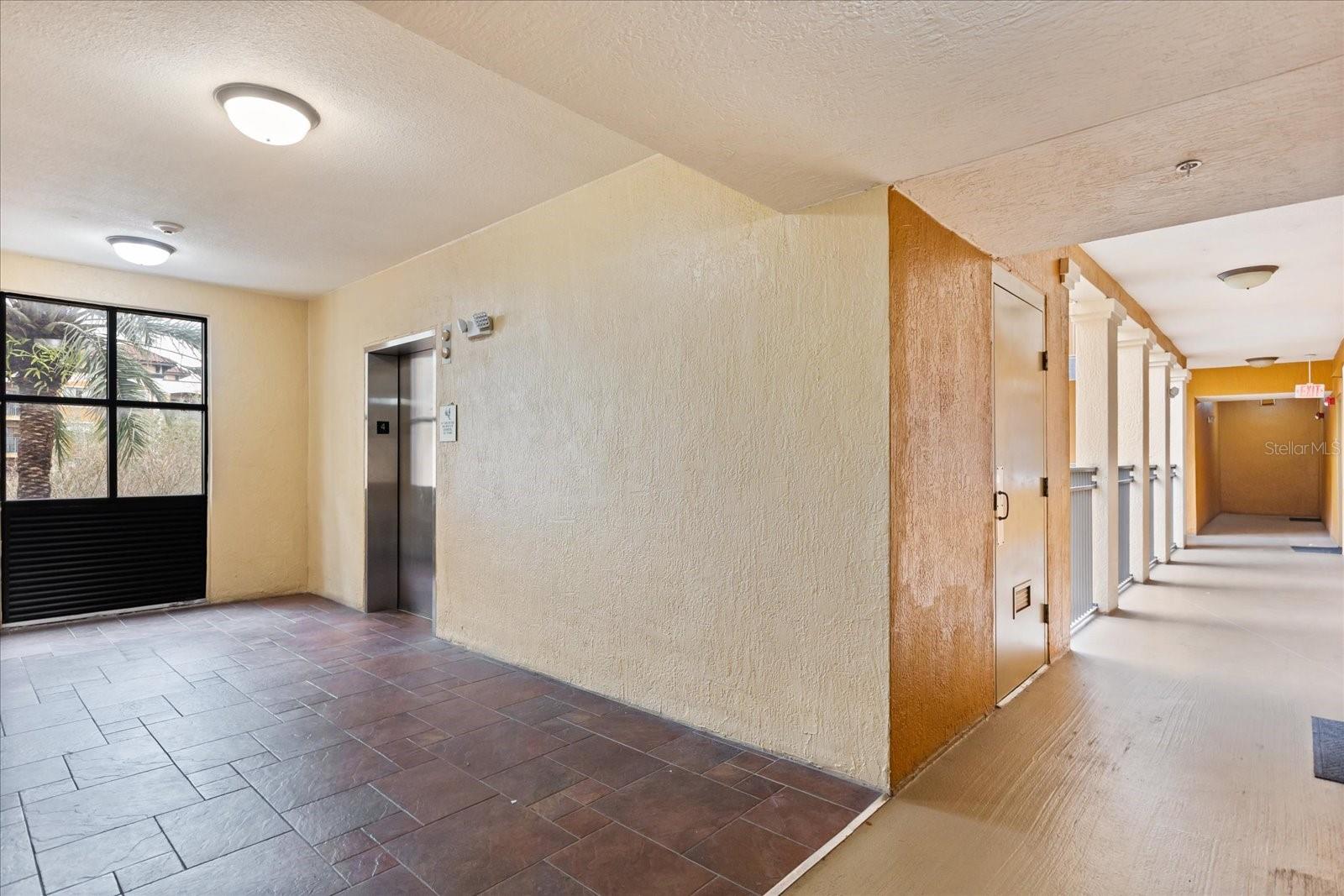 12539 FLORIDAYS RESORT DR #404D