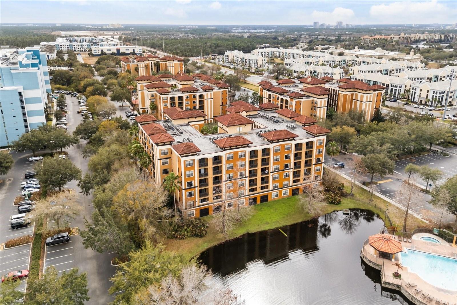 12539 FLORIDAYS RESORT DR #404D