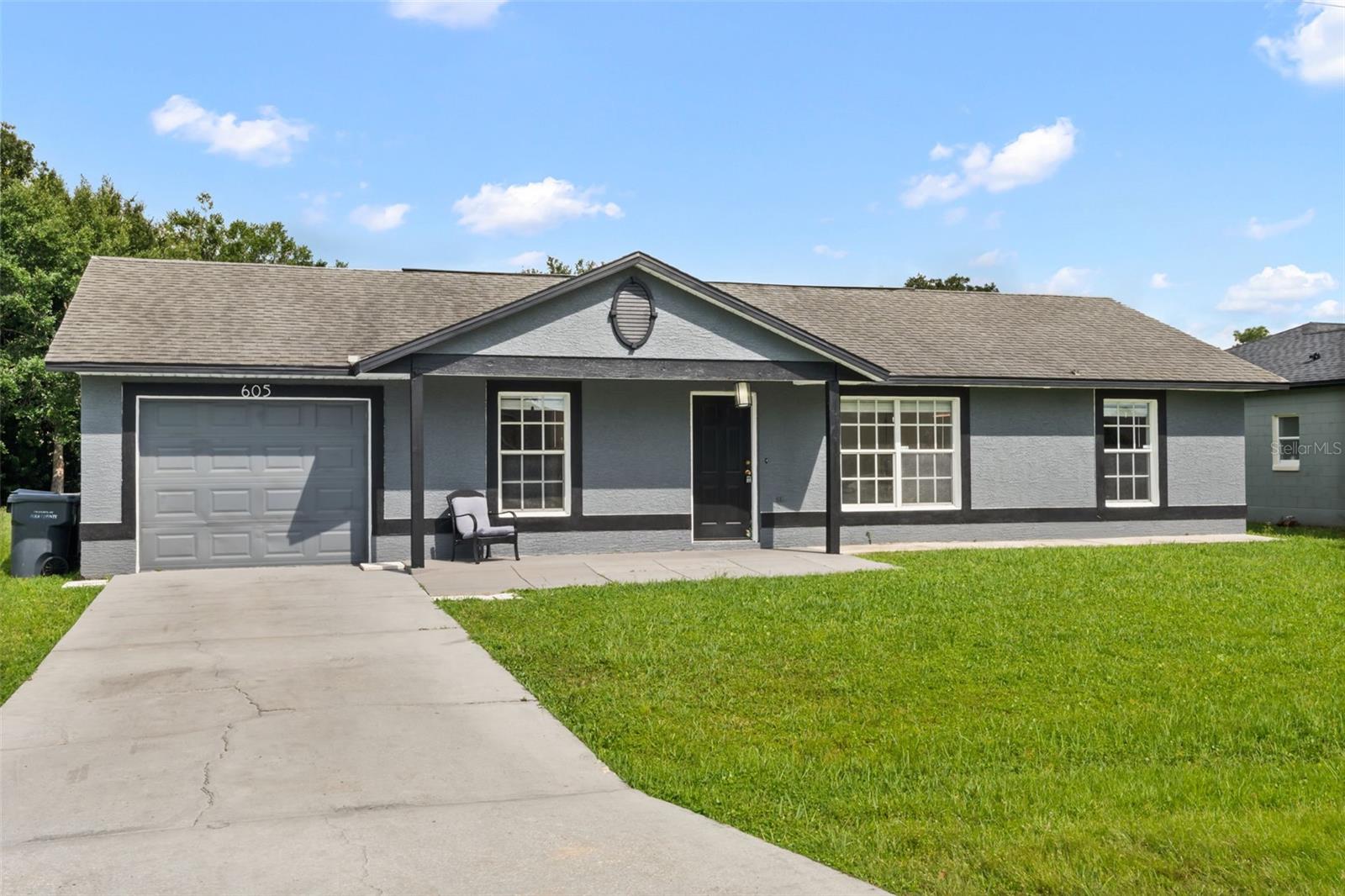 605 TAMARIN LN