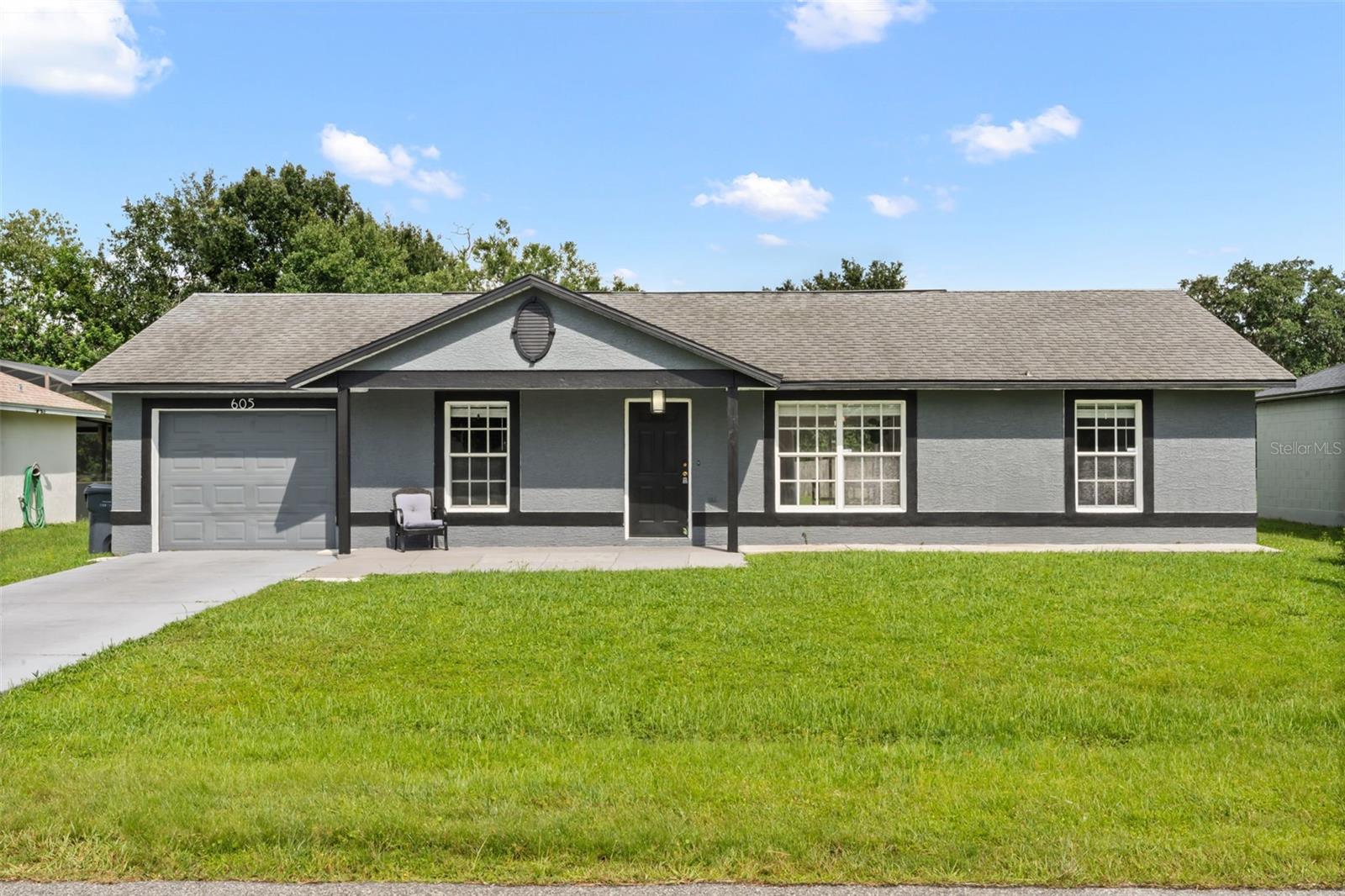 605 TAMARIN LN